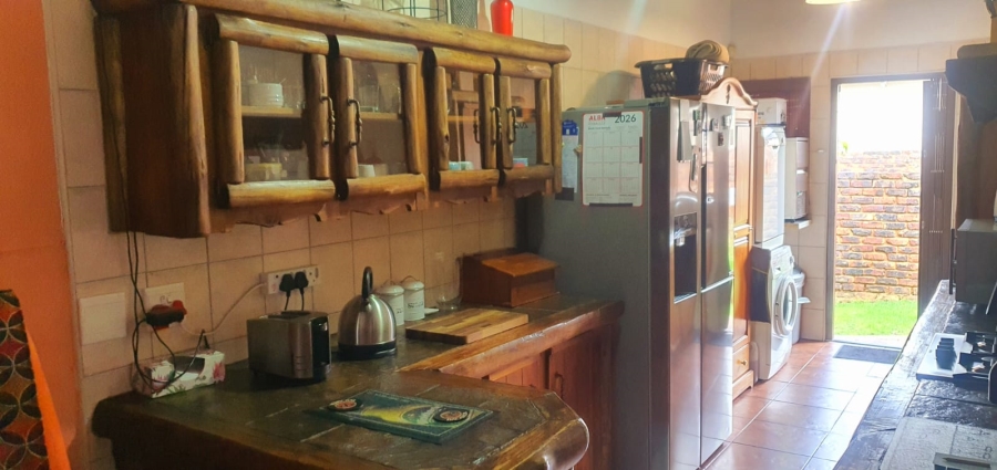 3 Bedroom Property for Sale in Melodie North West